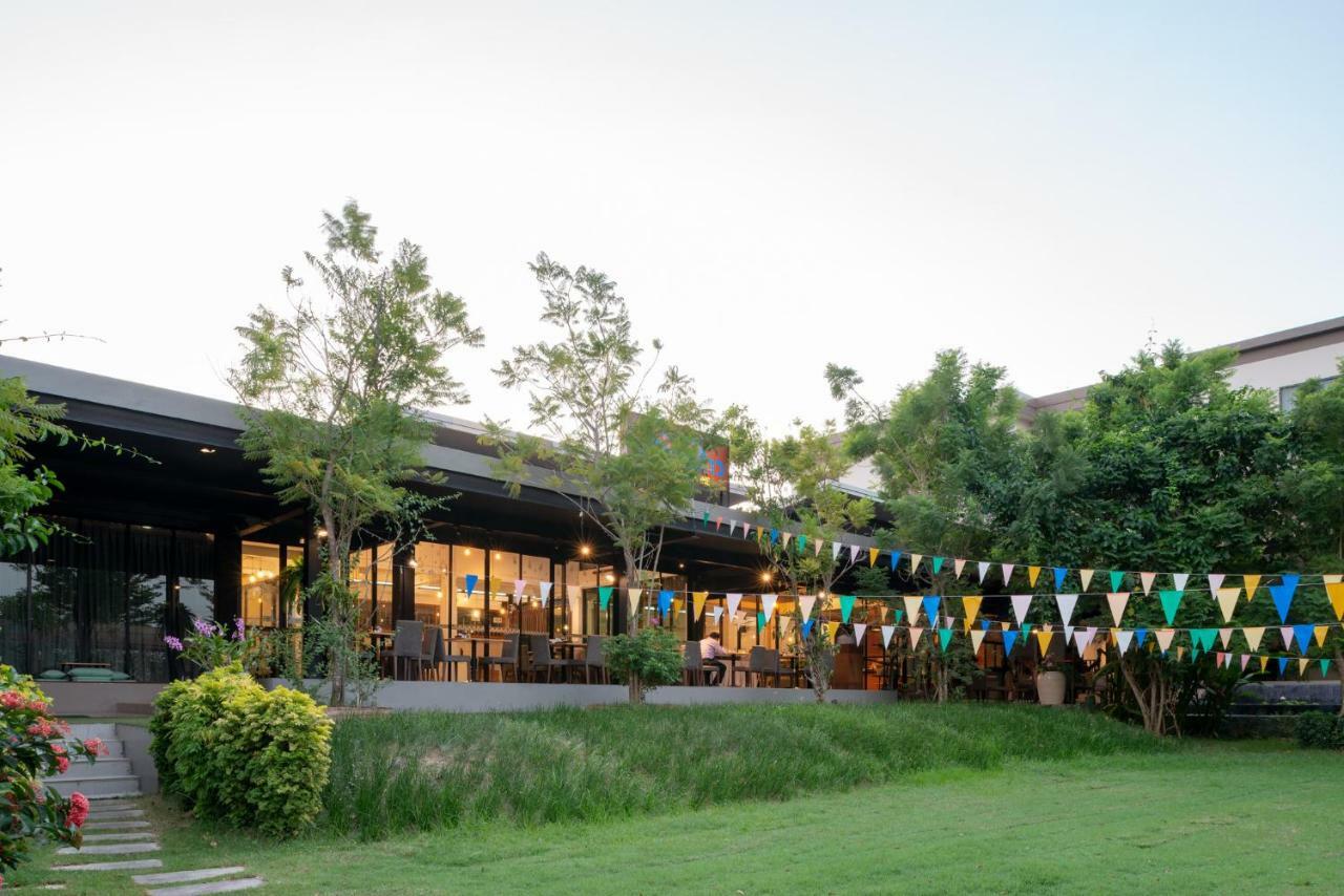 Navela Hotel & Convention Ratchaburi Ngoại thất bức ảnh